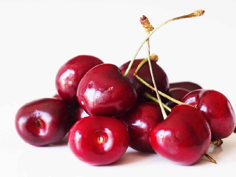 Imported Cherries (per KG)